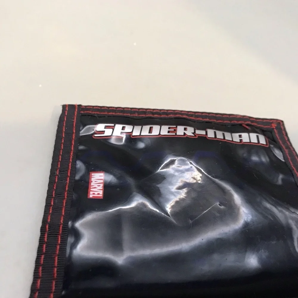 Child's SpiderMan Bi-fold Wallet With V Close‎ 3.5